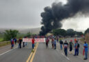 Manifestantes do MST bloqueiam BR-101 em Campos em prol da reforma agrária