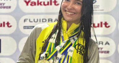 Seis medalhas para Nicole de Thuin no campeonato brasileiro de natação