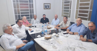 Crise na saúde? Sindicato denuncia calote milionário