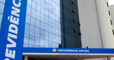 Aposentados: ressarcimento do dinheiro desviado do INSS começa dia 24, confirma ministro